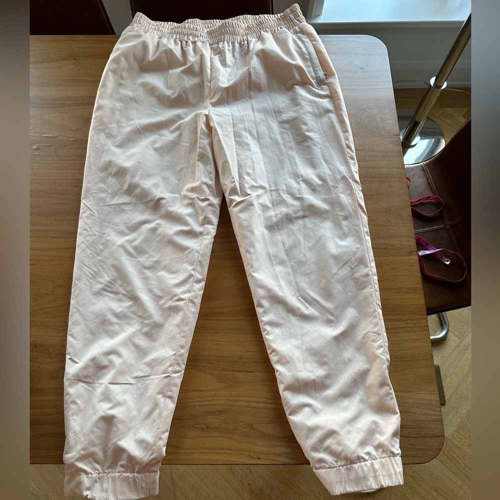 Kith pink nylon joggers size medium salmon / pink